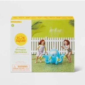 New in box SUN SQUAD INFLATABLE OCTOPUS SPRINKLER OUTDOOR WATER TOY
